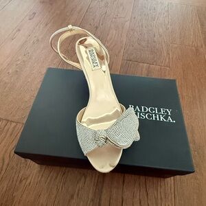 Badgley Mischka Gold and Silver Women's Sandals